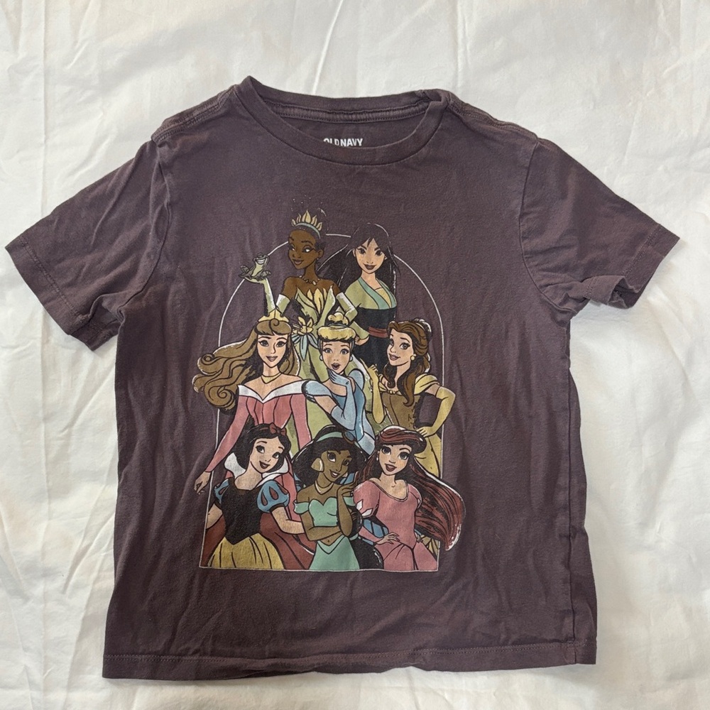 Old Navy Brown T-Shirt with Disney Princess Graphic